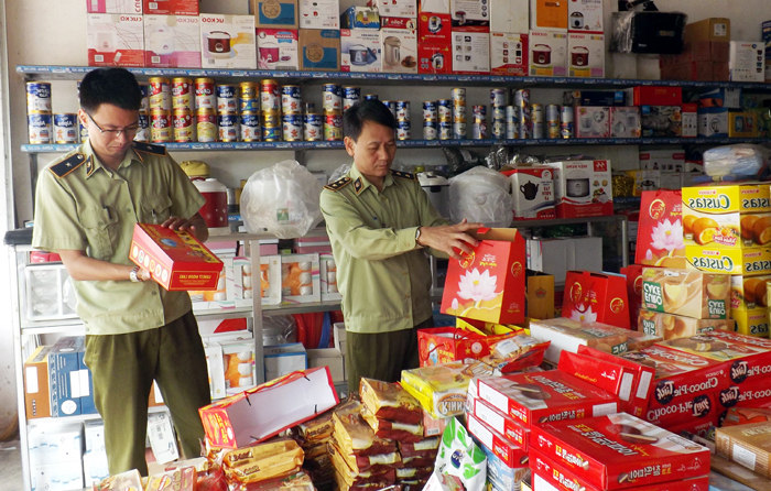 Hành vi sản xuất, buôn bán hàng giả là lương thực sẽ bị xử lý như thế nào?