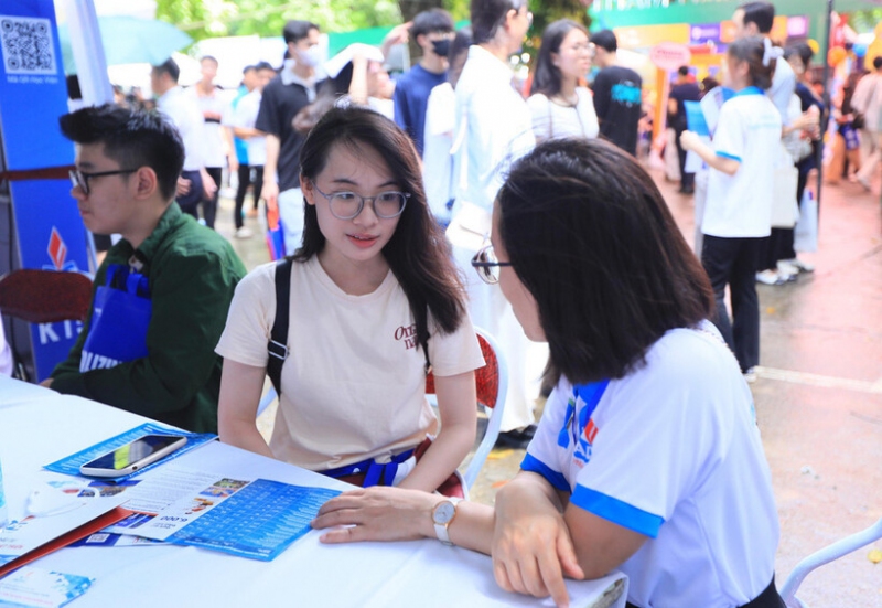 Bộ Giáo dục và Đào tạo hướng dẫn về đối sánh phổ điểm trước khi xác định điểm chuẩn