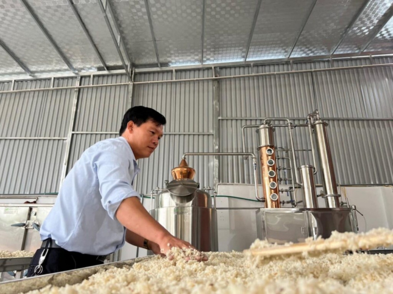 Trình tự, thủ tục cấp Giấy phép sản xuất, bán lẻ rượu