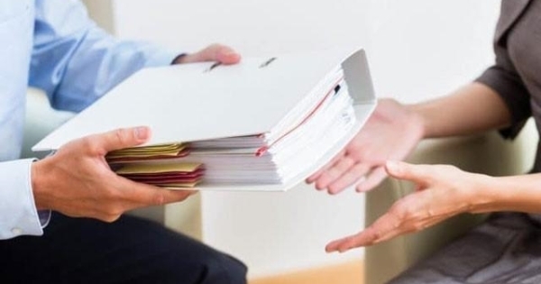 Bàn về quyền đọc, ghi chép, sao chụp hồ sơ vụ án của người bào chữa trong tố tụng hình sự