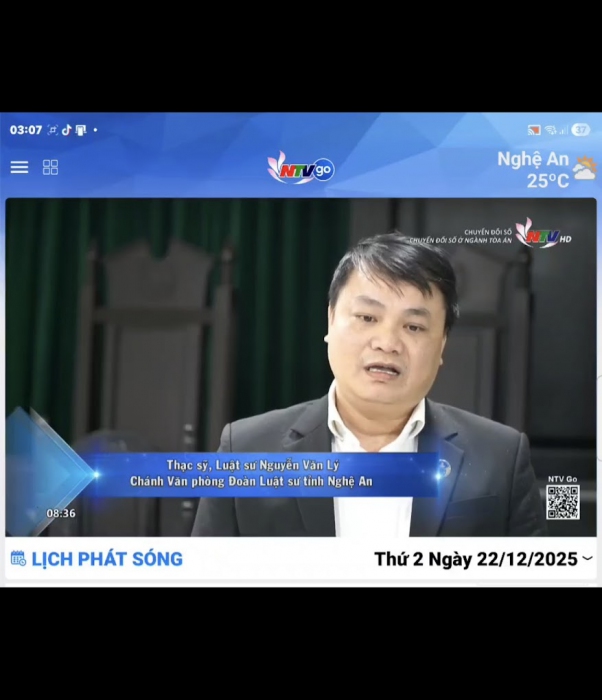 Luật sư Nguyễn Văn Lý trong chương trình tư vấn pháp luật trên Đài PTTH Nghệ An